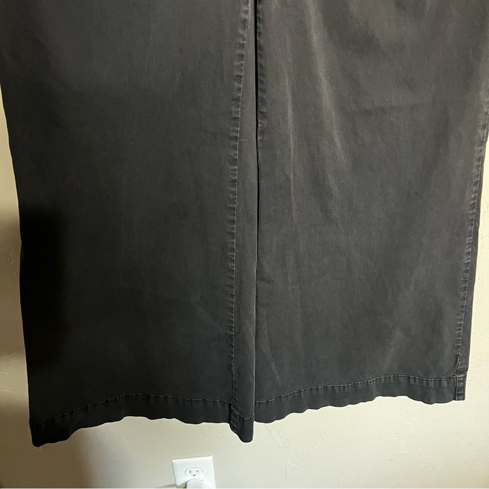 By Anthropologie Mid Rise Washed Black Wide Leg Pleated Trouser Pants - Picture 6 of 13